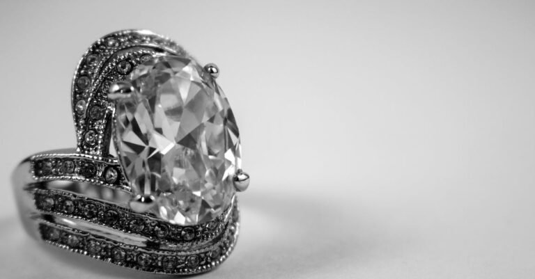 Tips For Buying Jewelry From Estate Sales