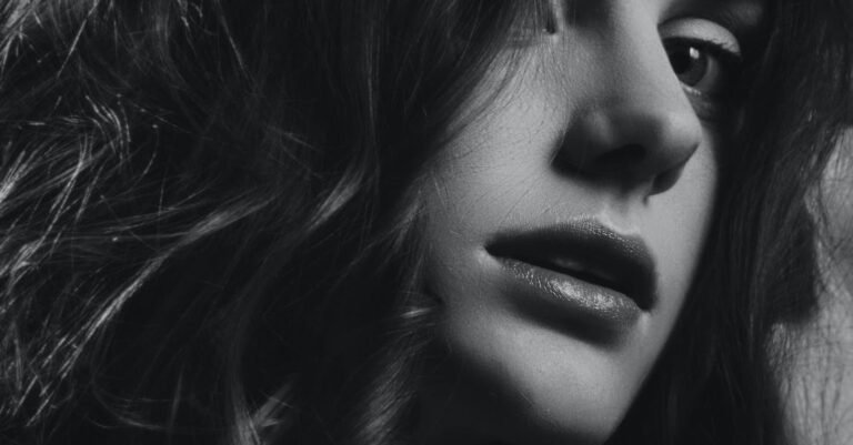 How To Look Beautiful Naturally From The Inside Out