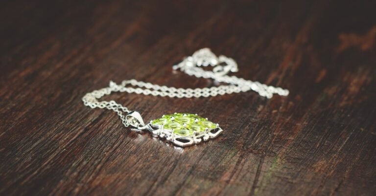 Simple And Sound Advice When Shopping For Jewelry